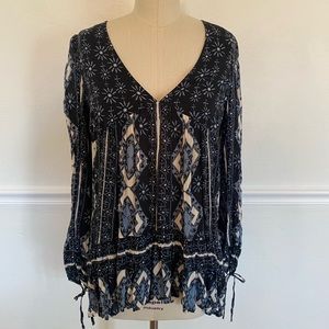 Free people long sleeve top. Size XS